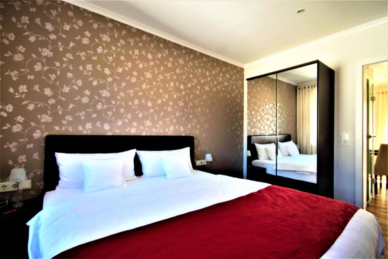 Hotel Feriendomizil Am Lindenplatz Bullay Esterno foto
