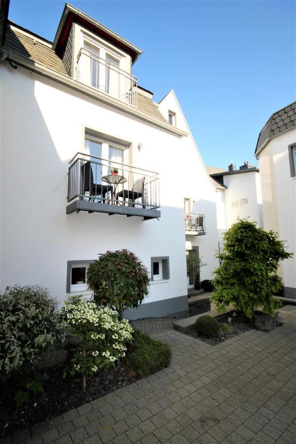 Hotel Feriendomizil Am Lindenplatz Bullay Esterno foto
